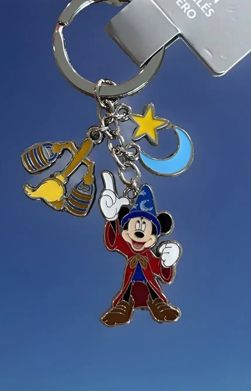 Disney Fantasia Sorcerer Mickey Mouse charm keychain with stars Key Ring Metal